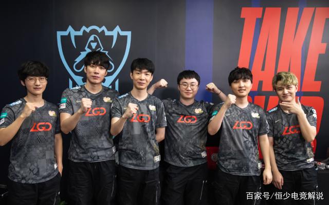 正是这种坚 正是这种坚